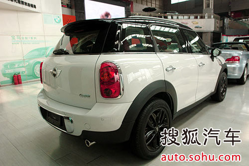 迷你COOPERS COUNTRYMAN 四驱版最新到港